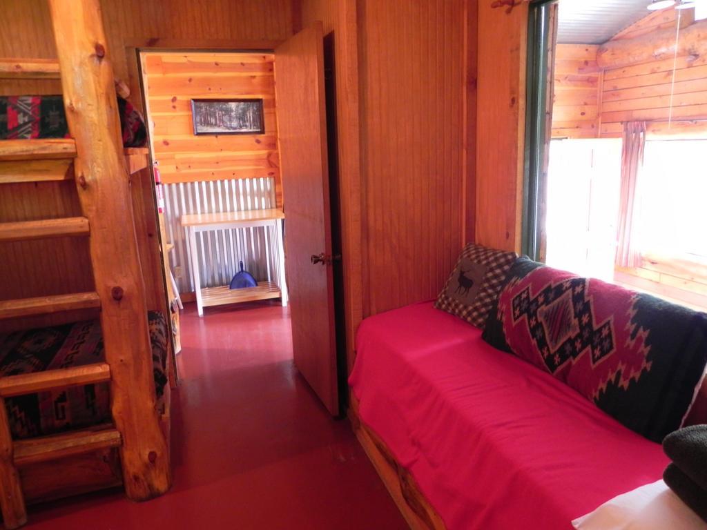 Apache Village Cabinsルイドソ 部屋 写真